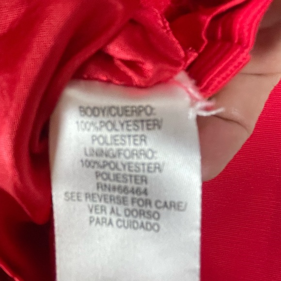 Studio One Red Dress Fitted Cap Sleeve EUC Size 12 - Picture 8 of 9